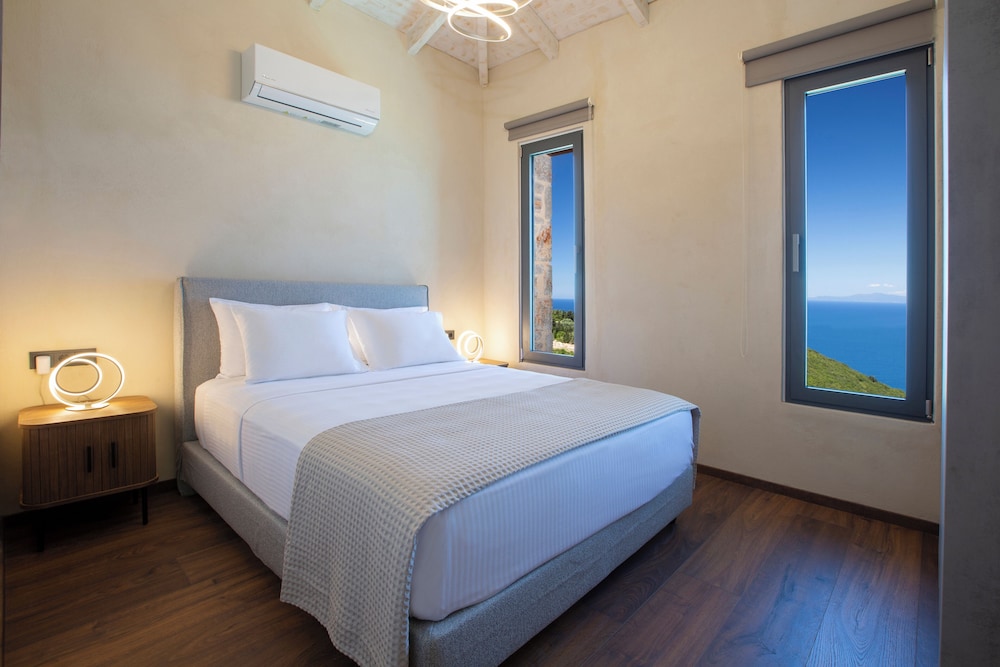Ionian Horizon Villas 14/56