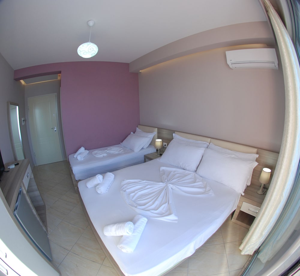 Divers Hotel 19/43