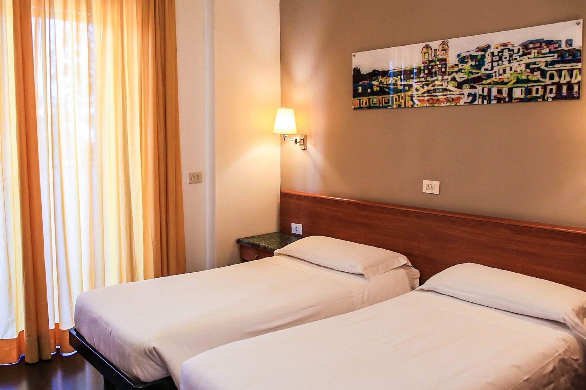 COMFORT, TRIPLE, BALCONY