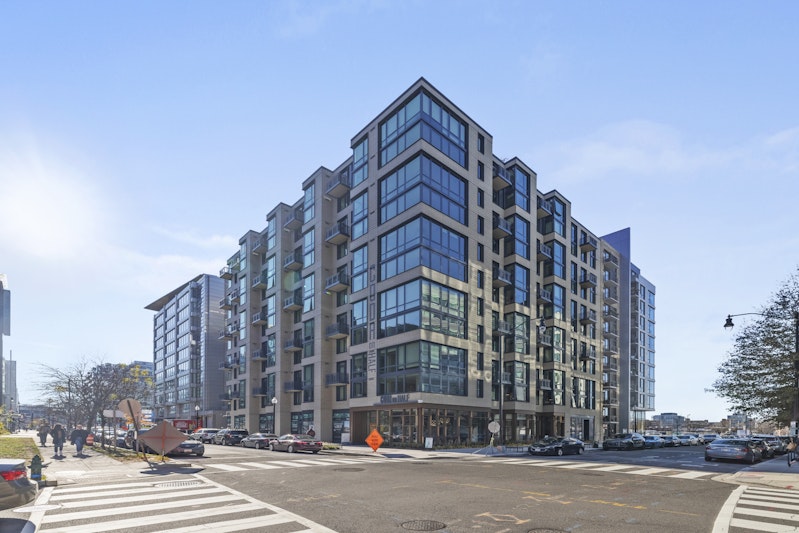 Coda on Half, a Placemakr Experience - Navy Yard 23/25