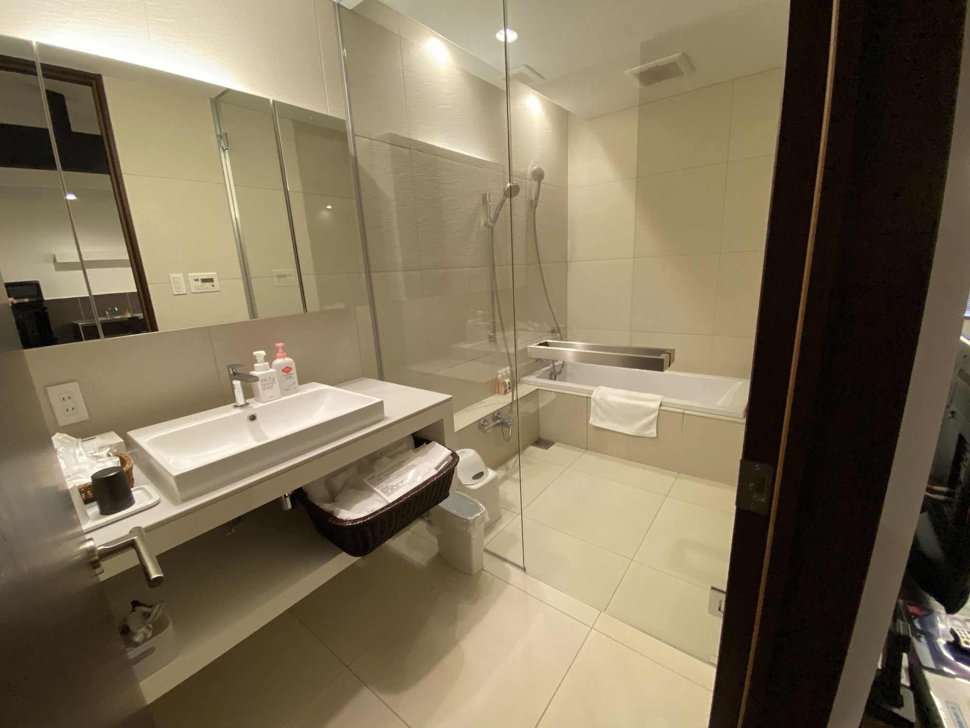 Twin Beds, Annex, Ground Floor, FURANO NATULUX HOTEL 8/10