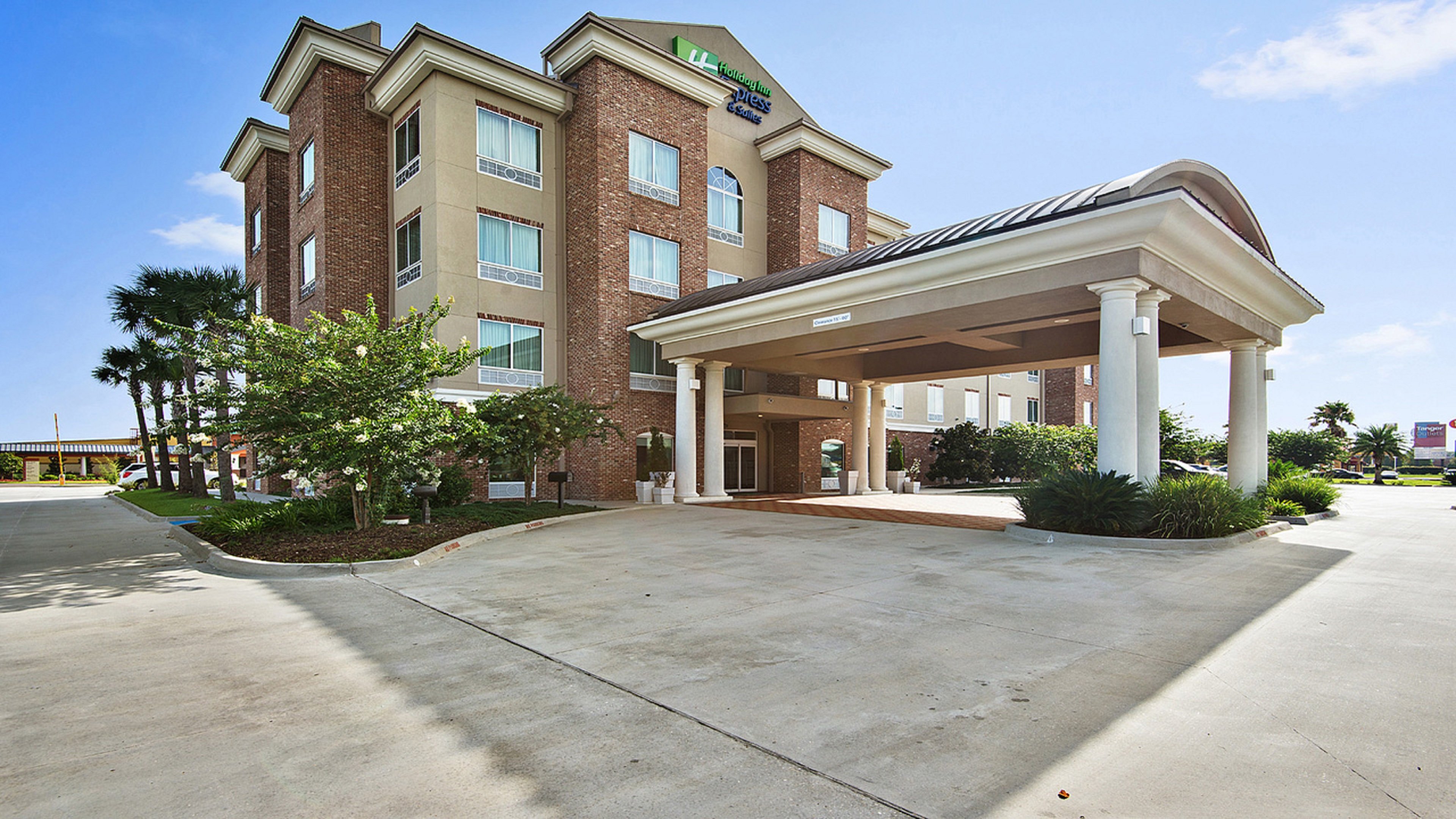 Holiday Inn Express Hotel And Suites Gonzales 67/71