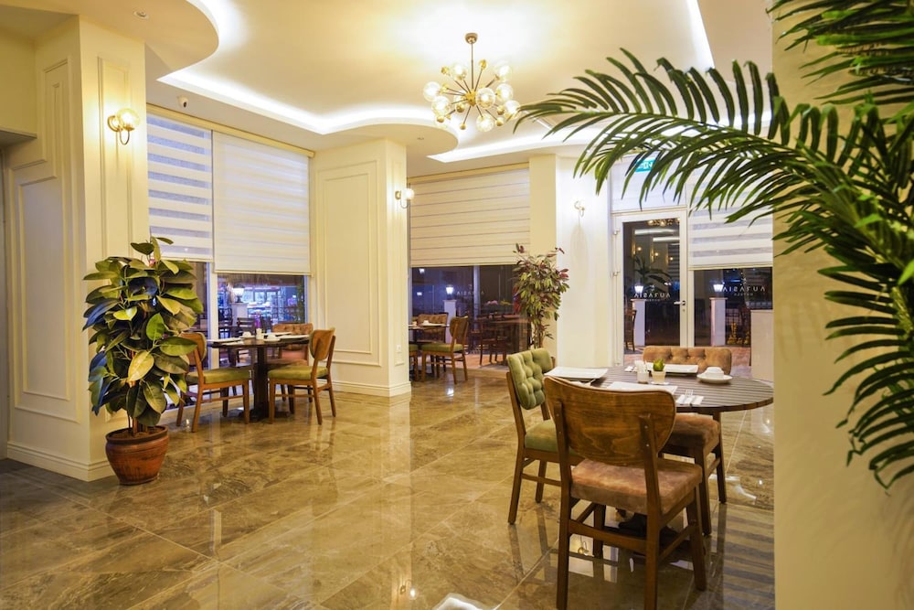 Aurasia Sea Side Hotel 50/63