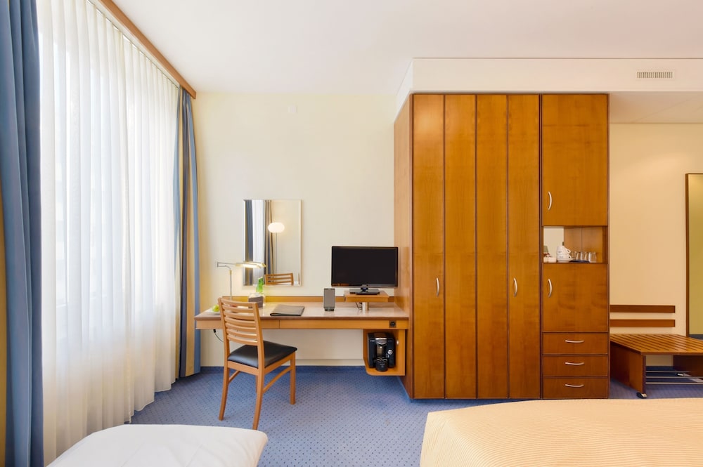 Hotel Glarnischhof 23/65