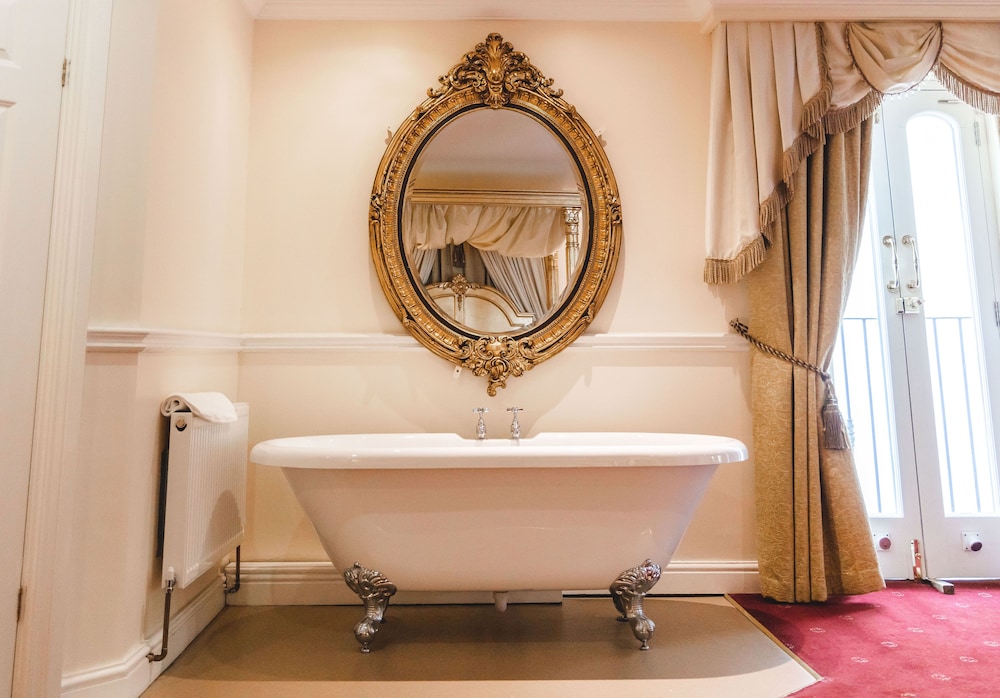 Grange Hotel 1/50