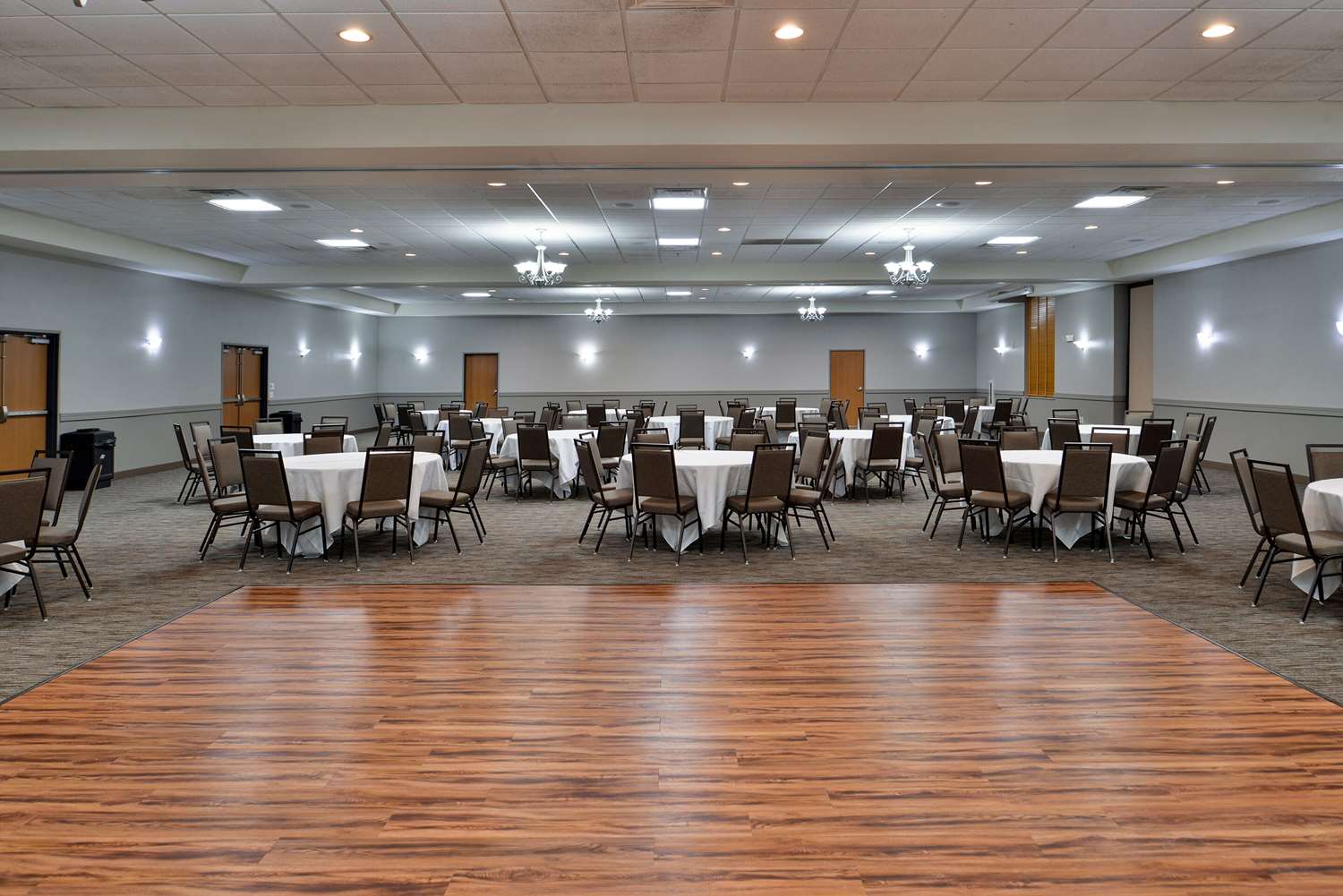Comfort Inn And Suites Madison North 16/45