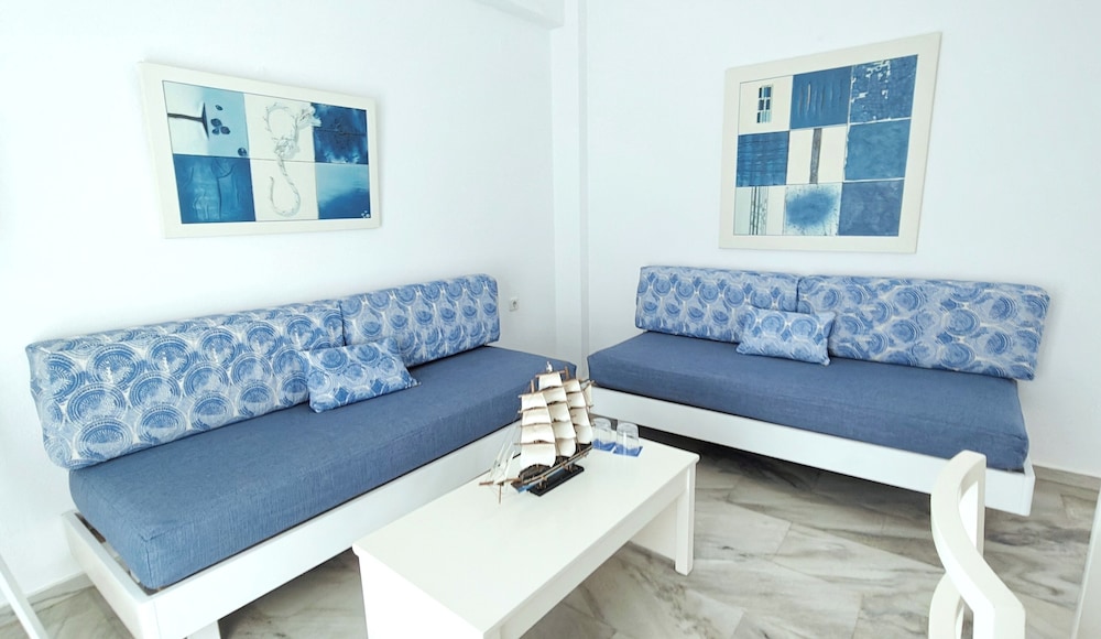 Narges Hotel 28/50