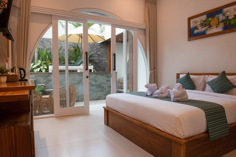 Deluxe, Double Bed, Pool View