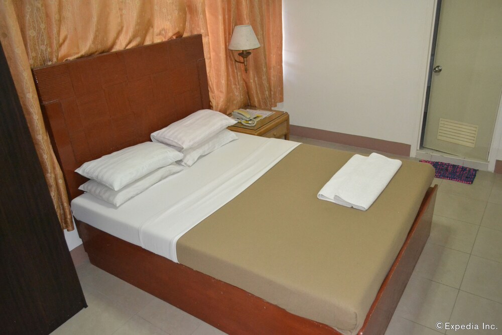 Cebuview Tourist Inn 10/27