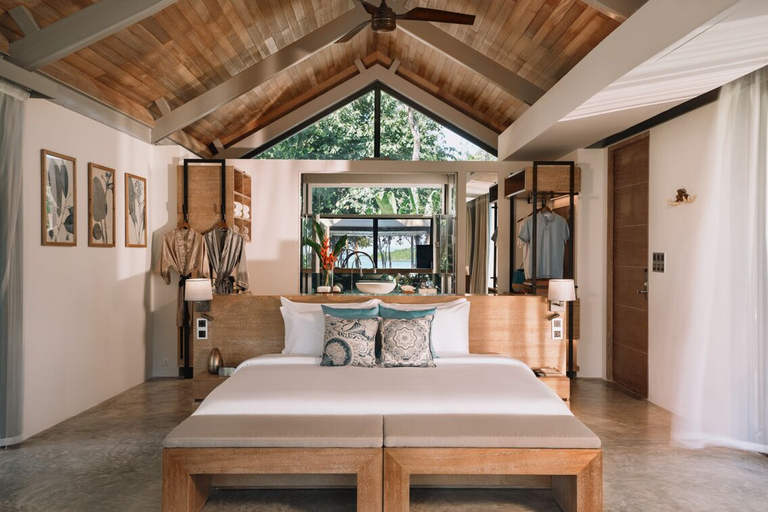 4 Bedrooms, Pool, Villa, Ocean View, Smoking