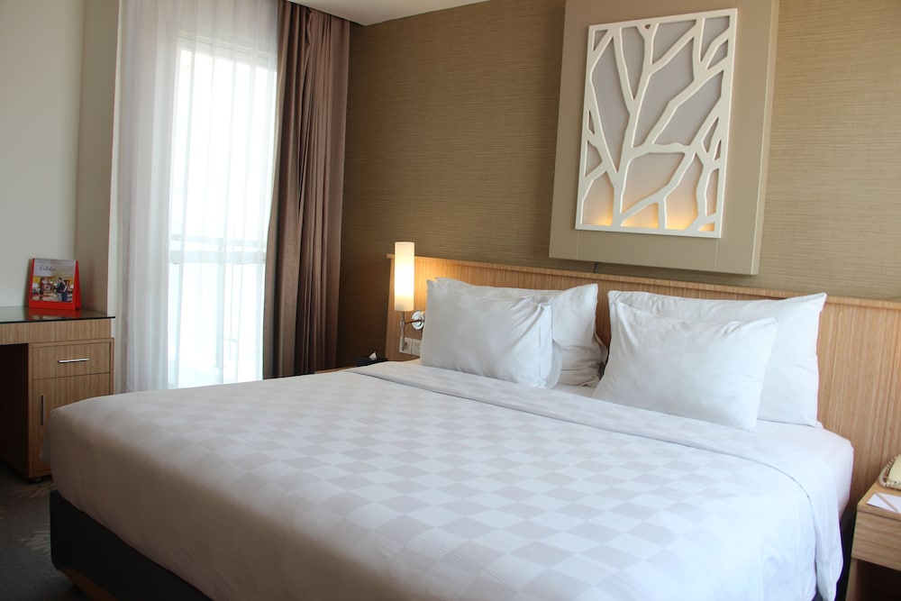 Swiss Belinn Manyar 36/75