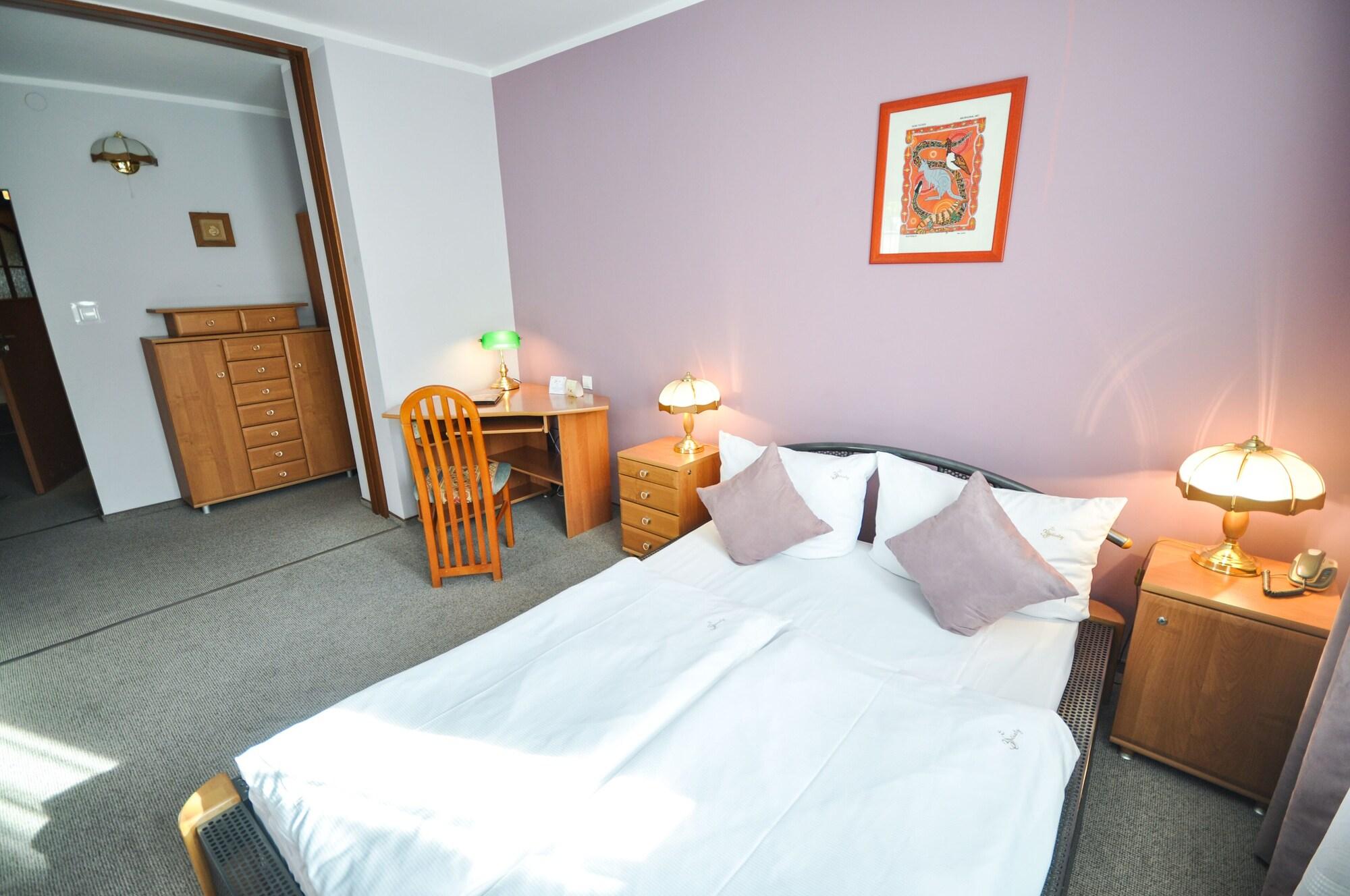 Trzy Swiaty Hotel Restauracia Spa & Wellness 8/50