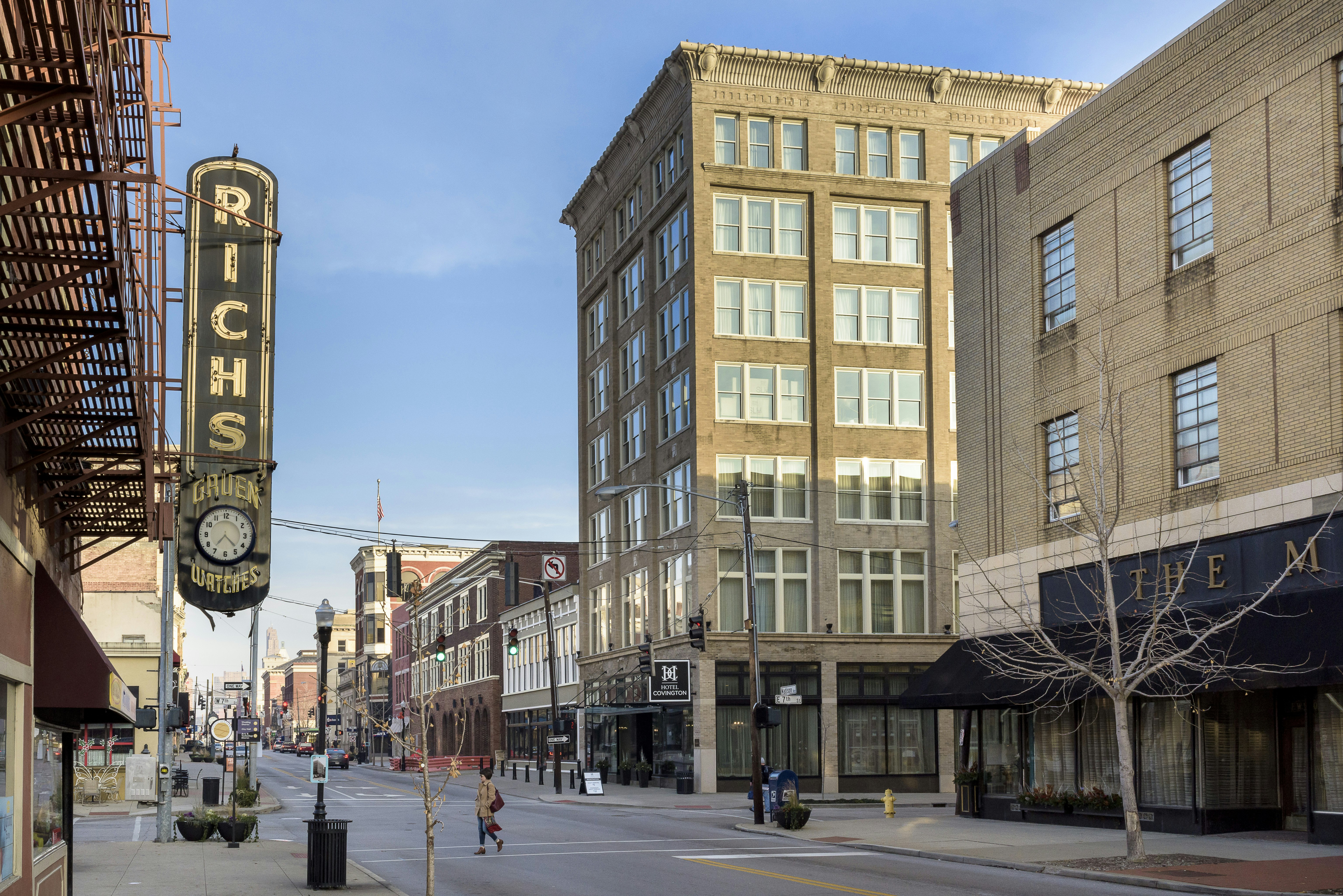 The Hotel Covington 67/70