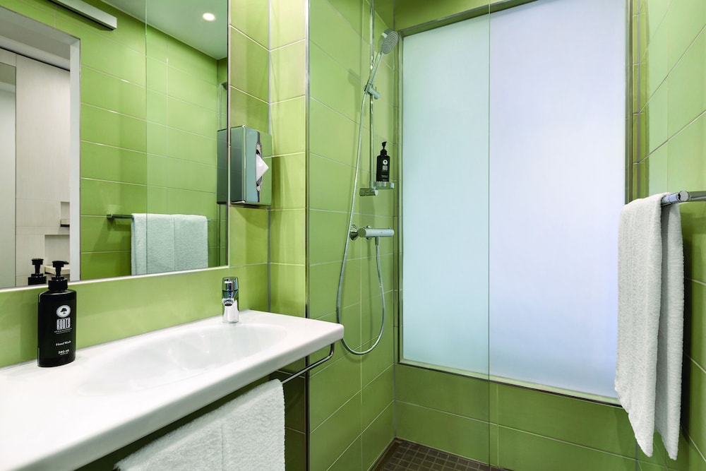 غرفة قياسية بسريرين منفصلين، Premier Inn Koblenz City 7/8