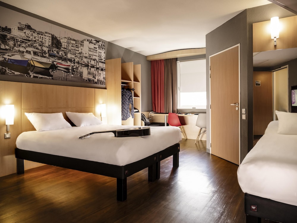 ibis Cannes Mandelieu 31/76