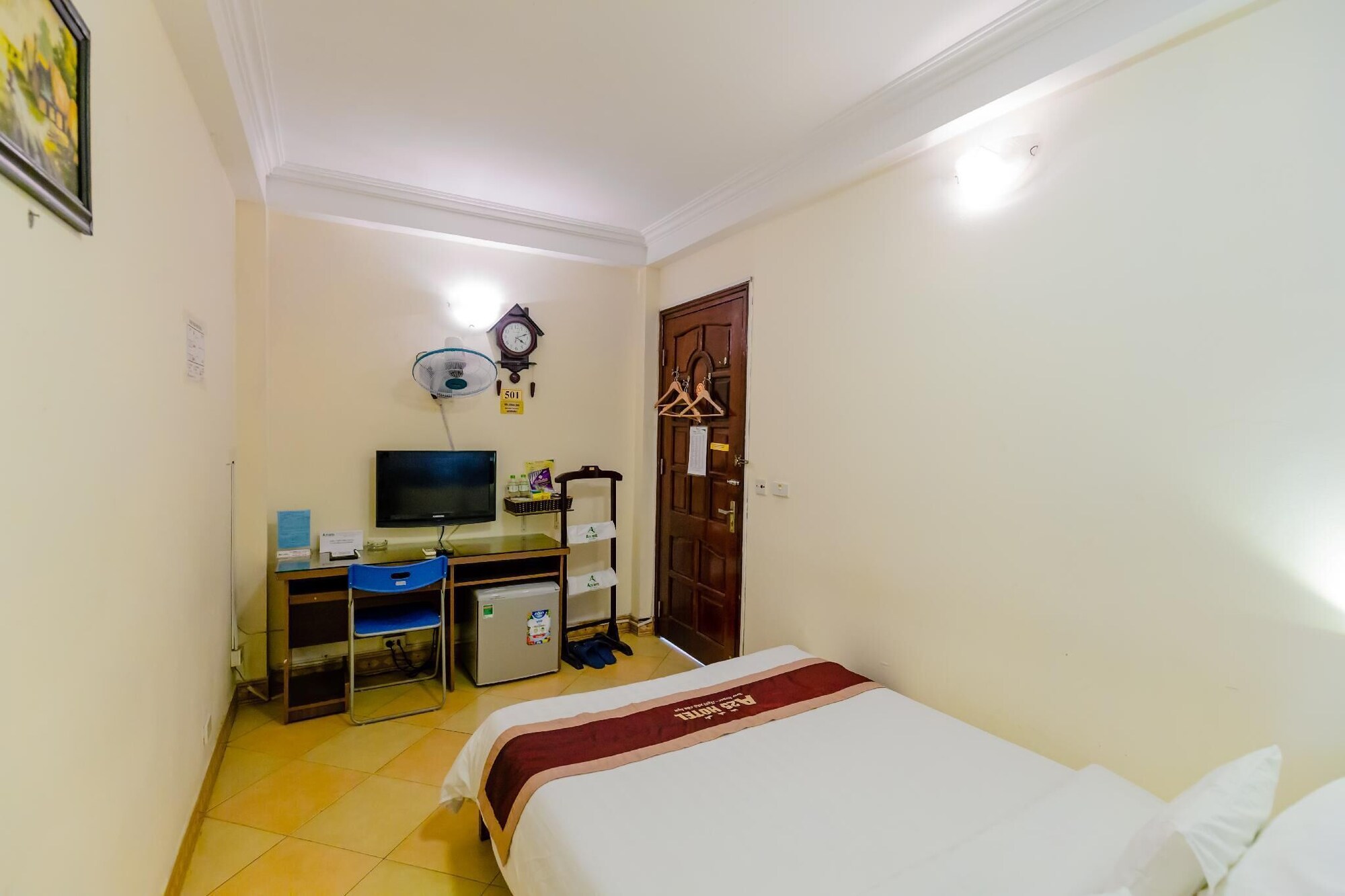 ROOM 1, STANDARD, DOUBLE BED
