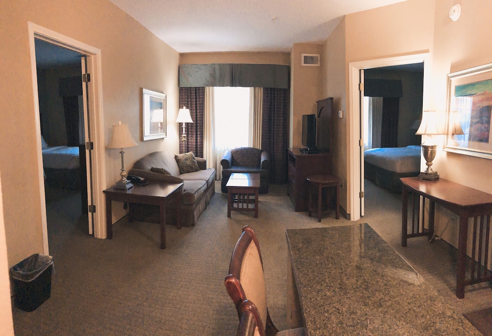 Westay Suites - Covington Mandeville 28/50
