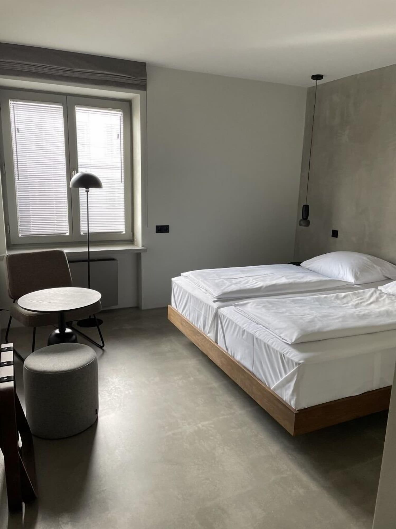 COMFORT, DOUBLE BED