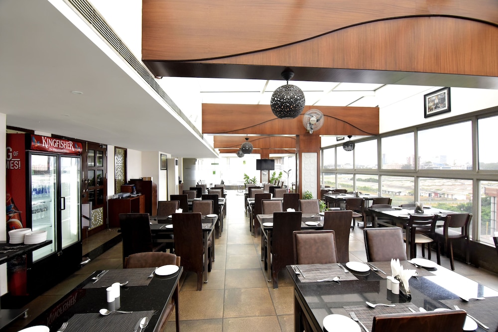 I V Sanctum Hotel 32/49