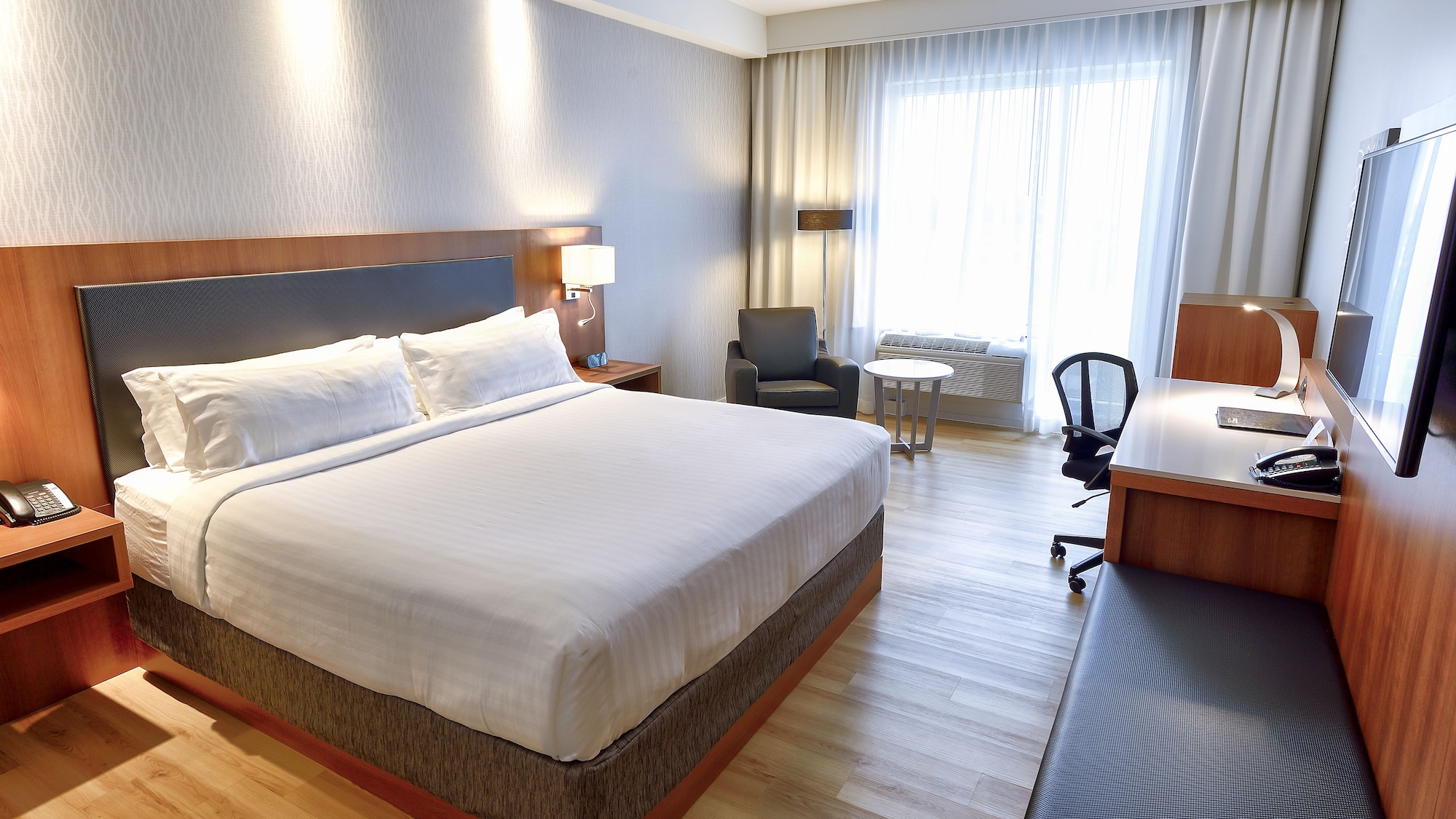 Standard, King Bed
