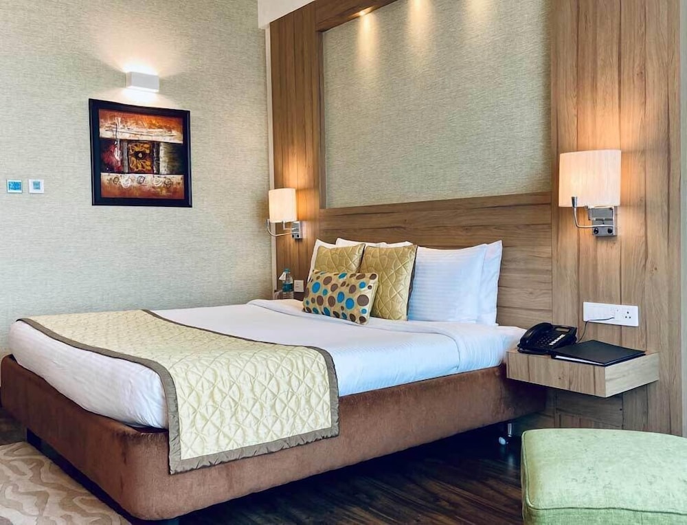 The Landmark Hotel 13/49