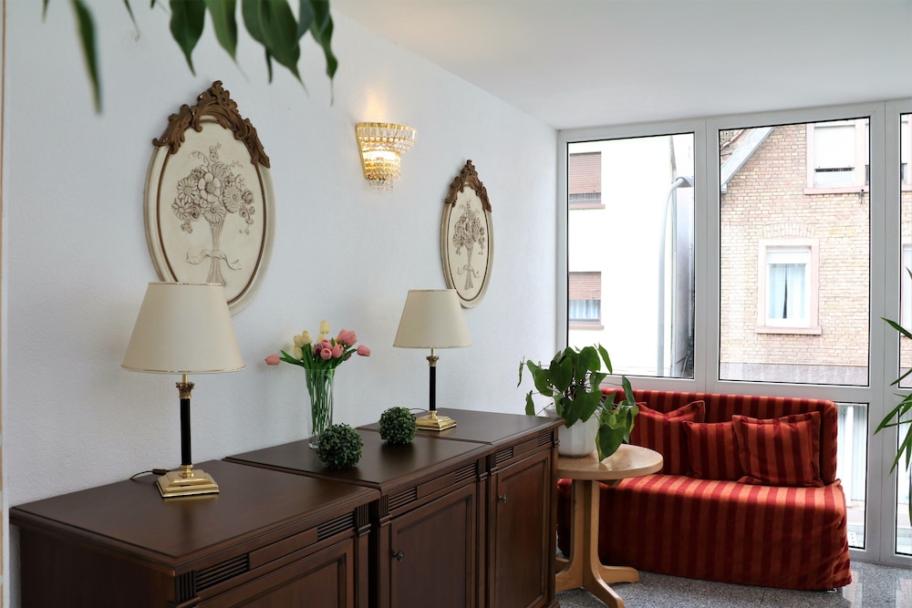 Hotel Neckarlux Formerly Ambiente Hotel 27/38