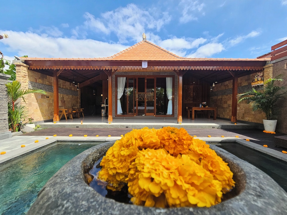 Ubud Paradise Villa 3/50