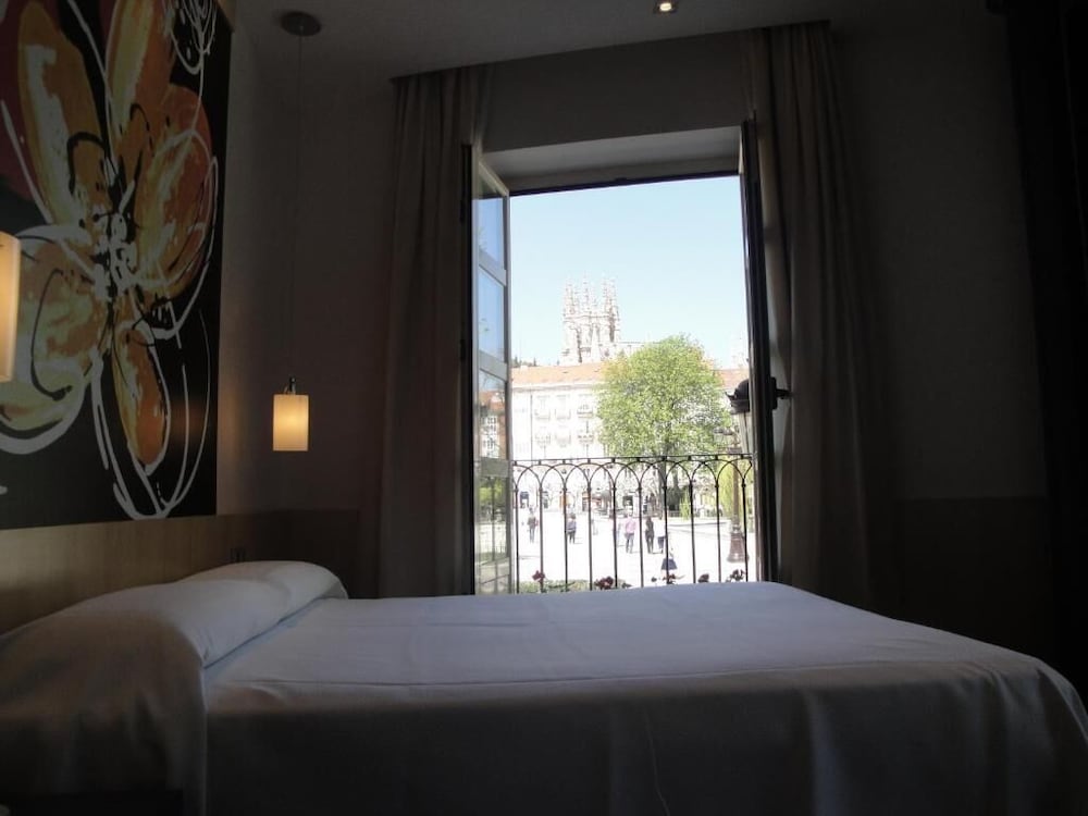 Hotel Via Gotica 14/44
