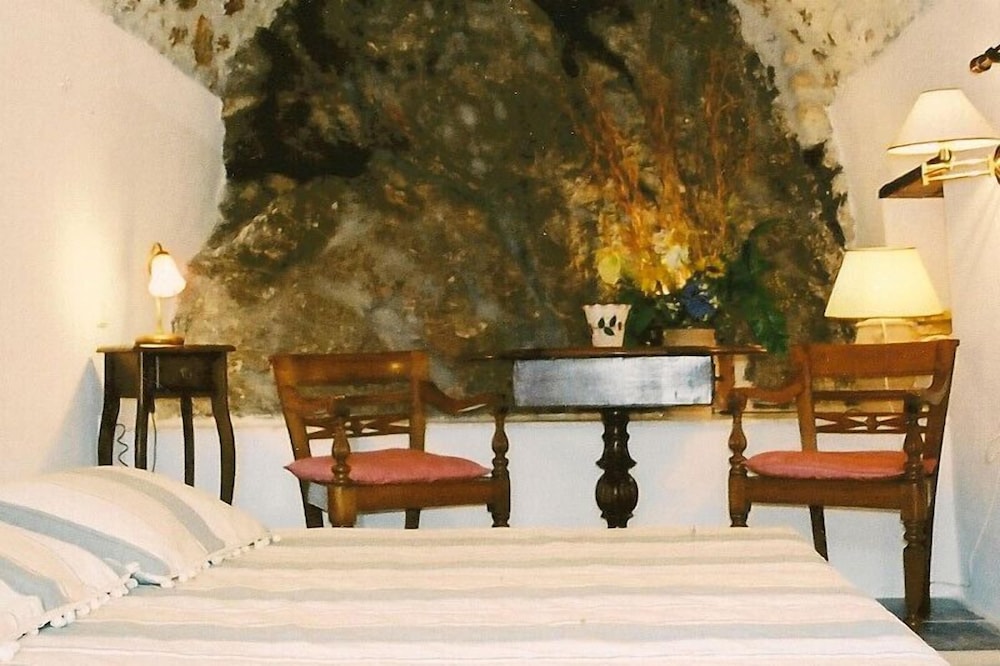 Dorovinis Monemvasia Castlehouses 7/45