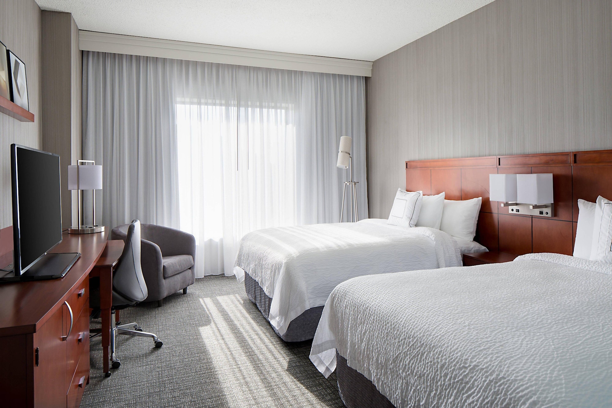 Room at Courtyard By Marriott Downtown Grand Rapids, GRAND RAPIDS - MI