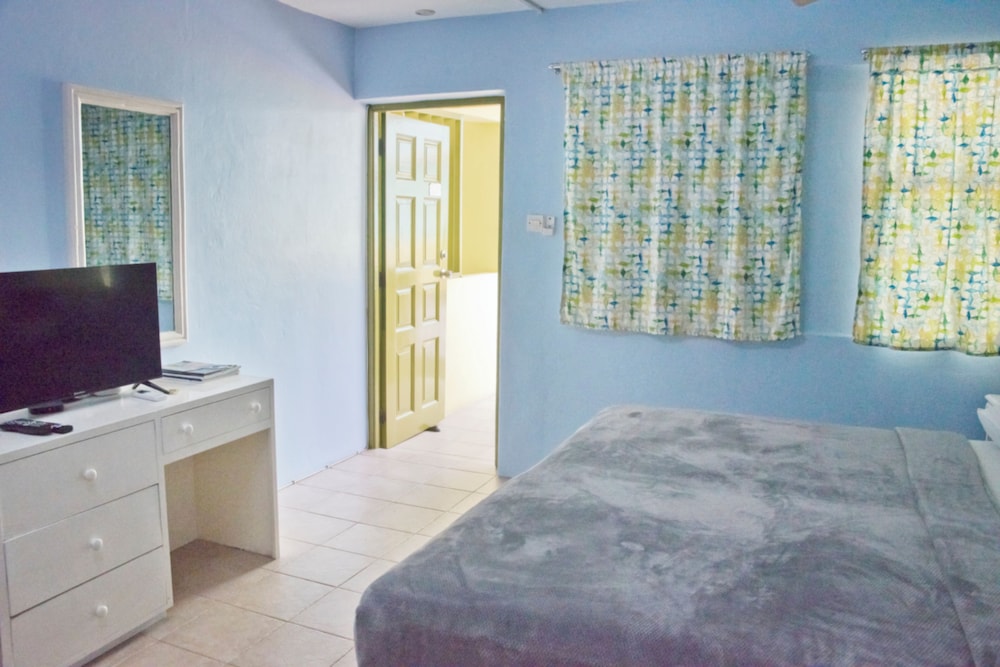Dover Beach Hotel 10/61