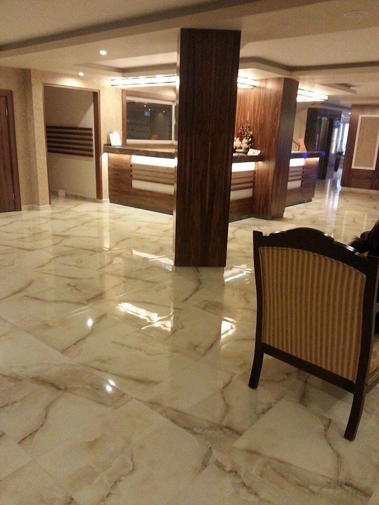 Lavinia Apart Hotel 31/66