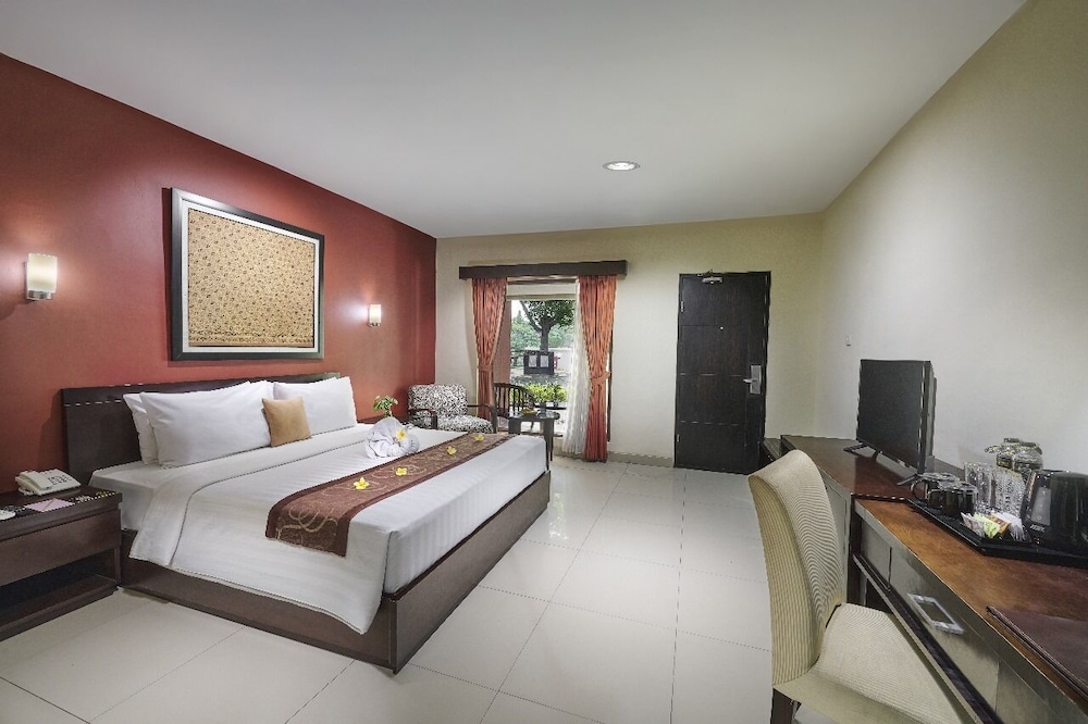 Garden, Deluxe, King Bed