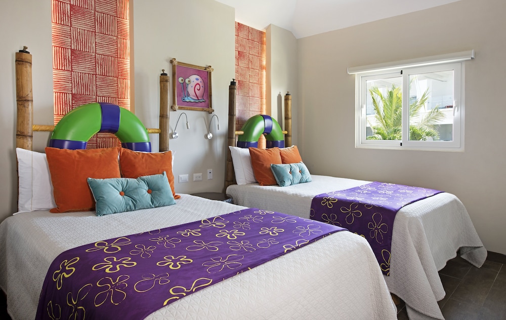 Pine, King and Twin Beds, Sofa