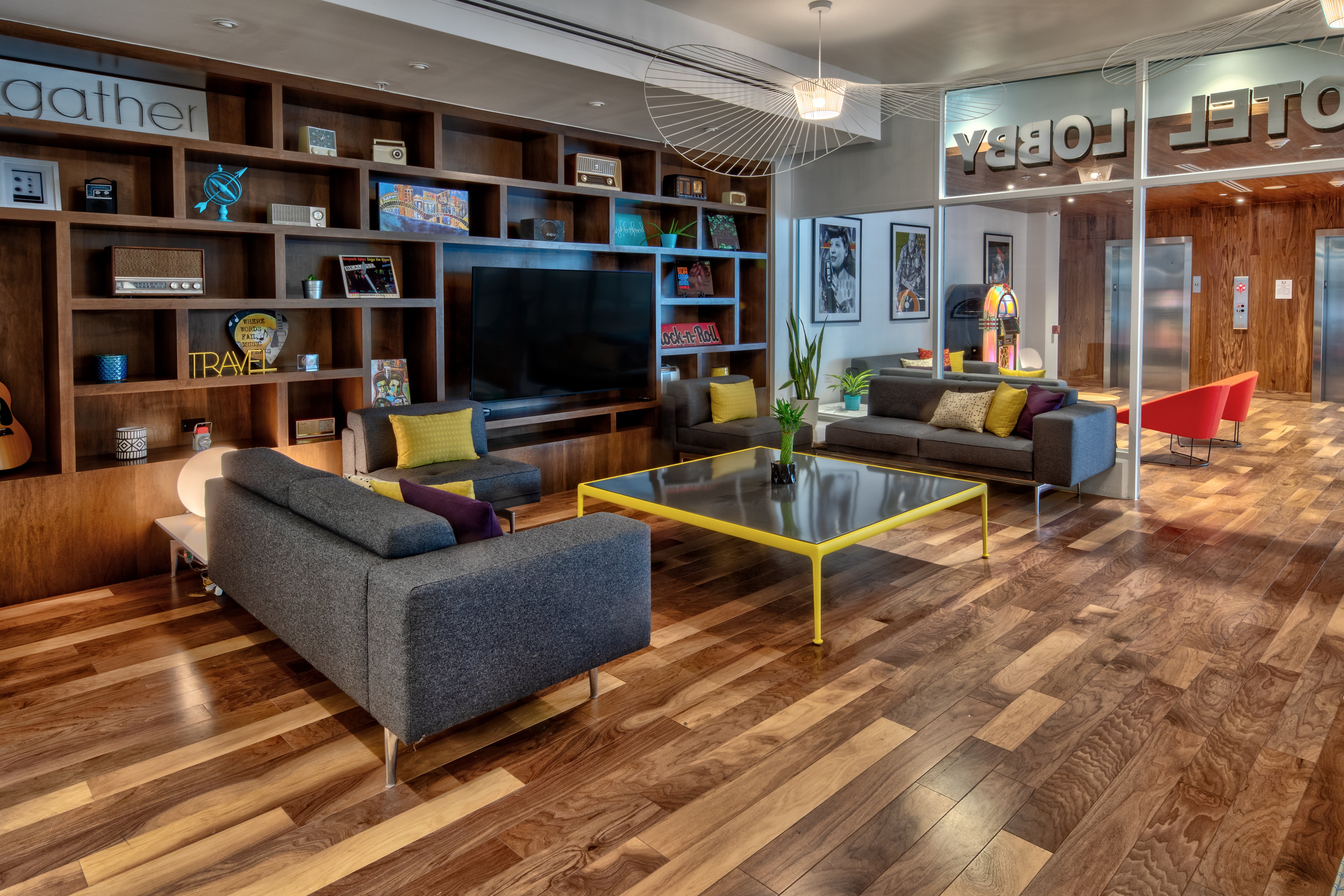 Hotel Indigo Memphis Downtown 46/68