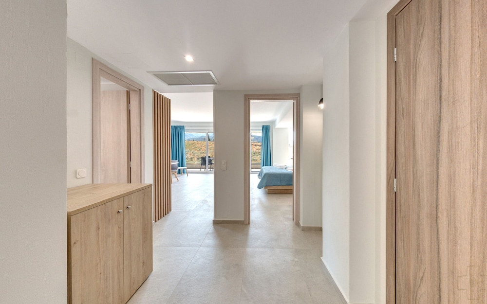 Spiros Soula Hotel 46/84