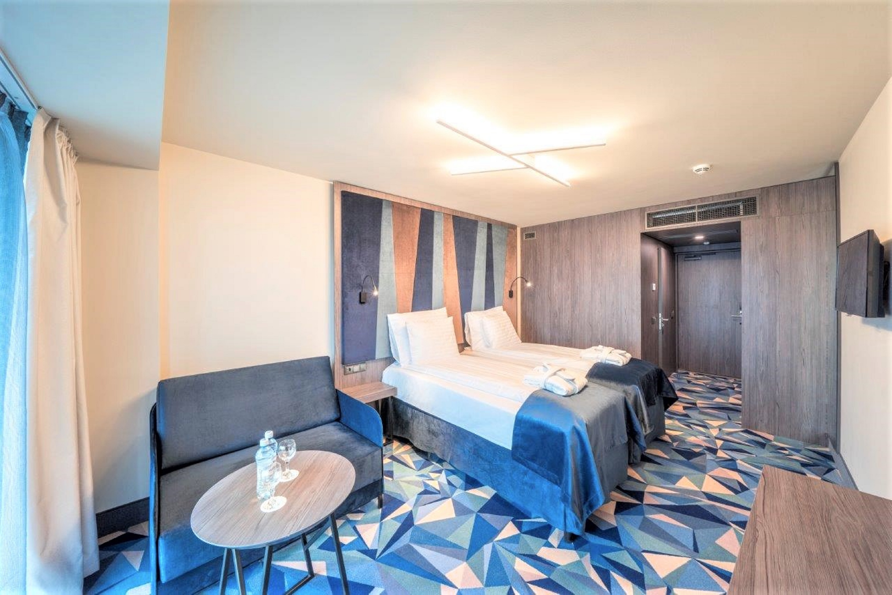 RIVERSIDE DOUBLE OR TWIN ROOM No Spa Access، Wellton Riverside SPA Hotel 3/5