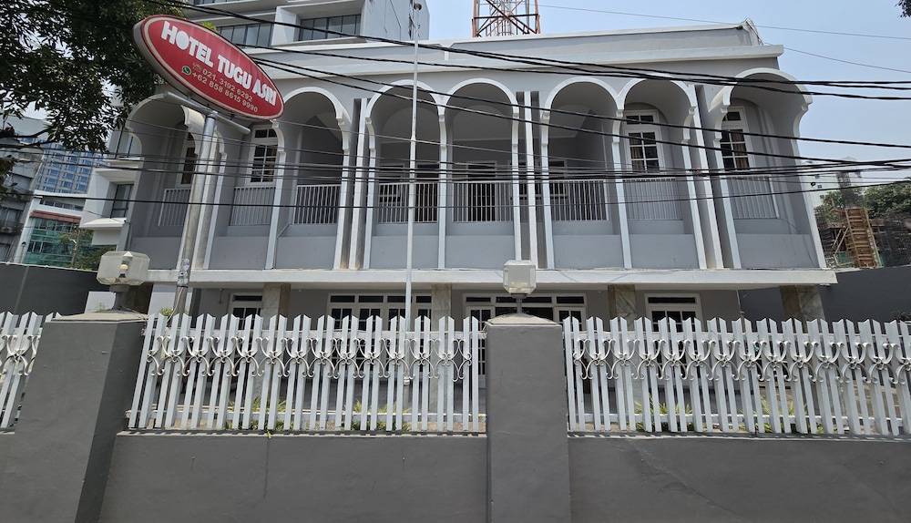 Hotel Tugu Asri 2/15