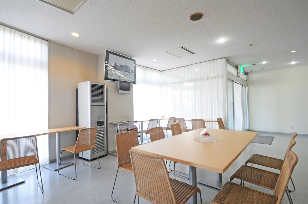 Hotel Saharin 34/50