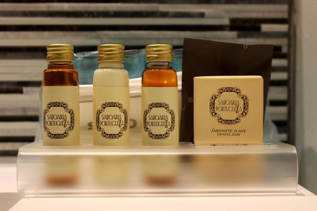 Aqua Ria Boutique Hotel 7/24