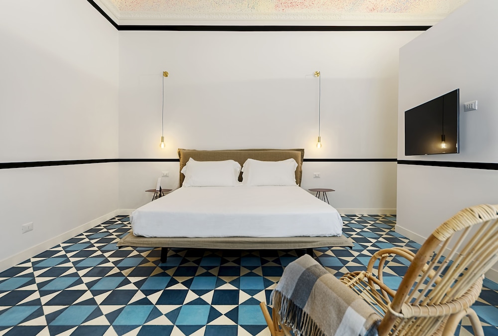A.D.1768 Boutique Hotel 8/50