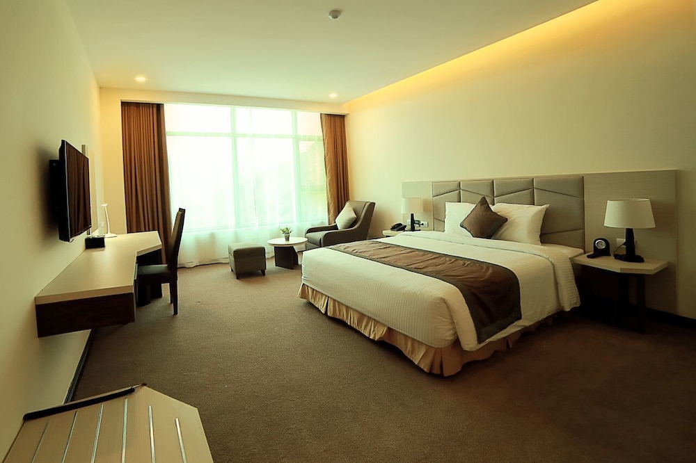 Muong Thanh Luxury Dien Lam Hotel 12/61