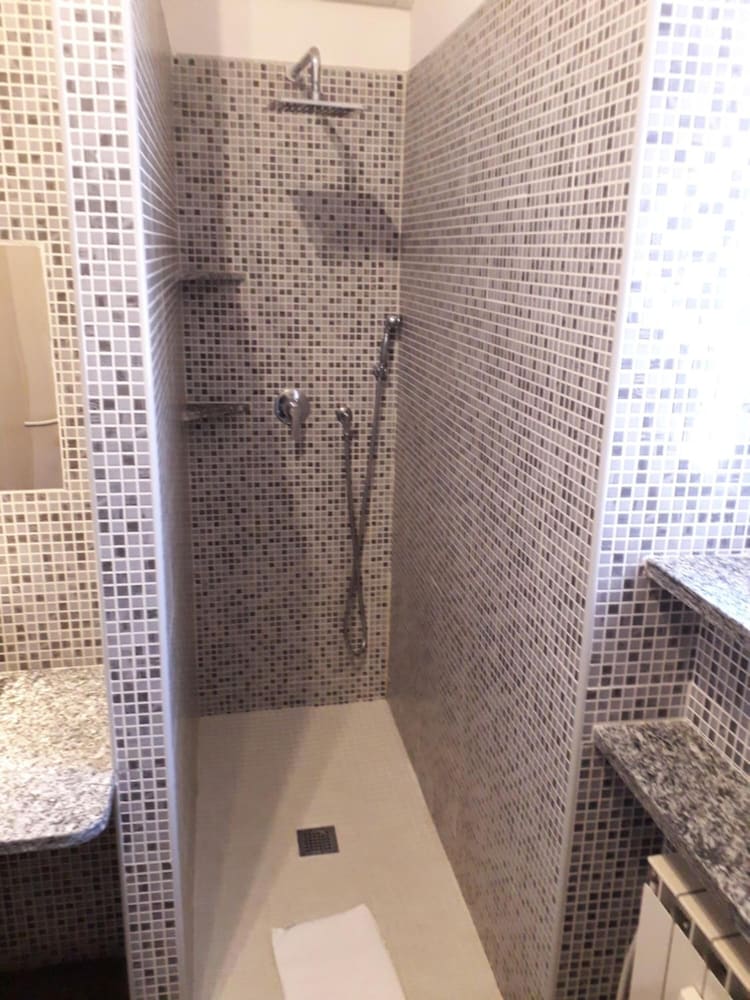 Hotel Vittoriano 38/40