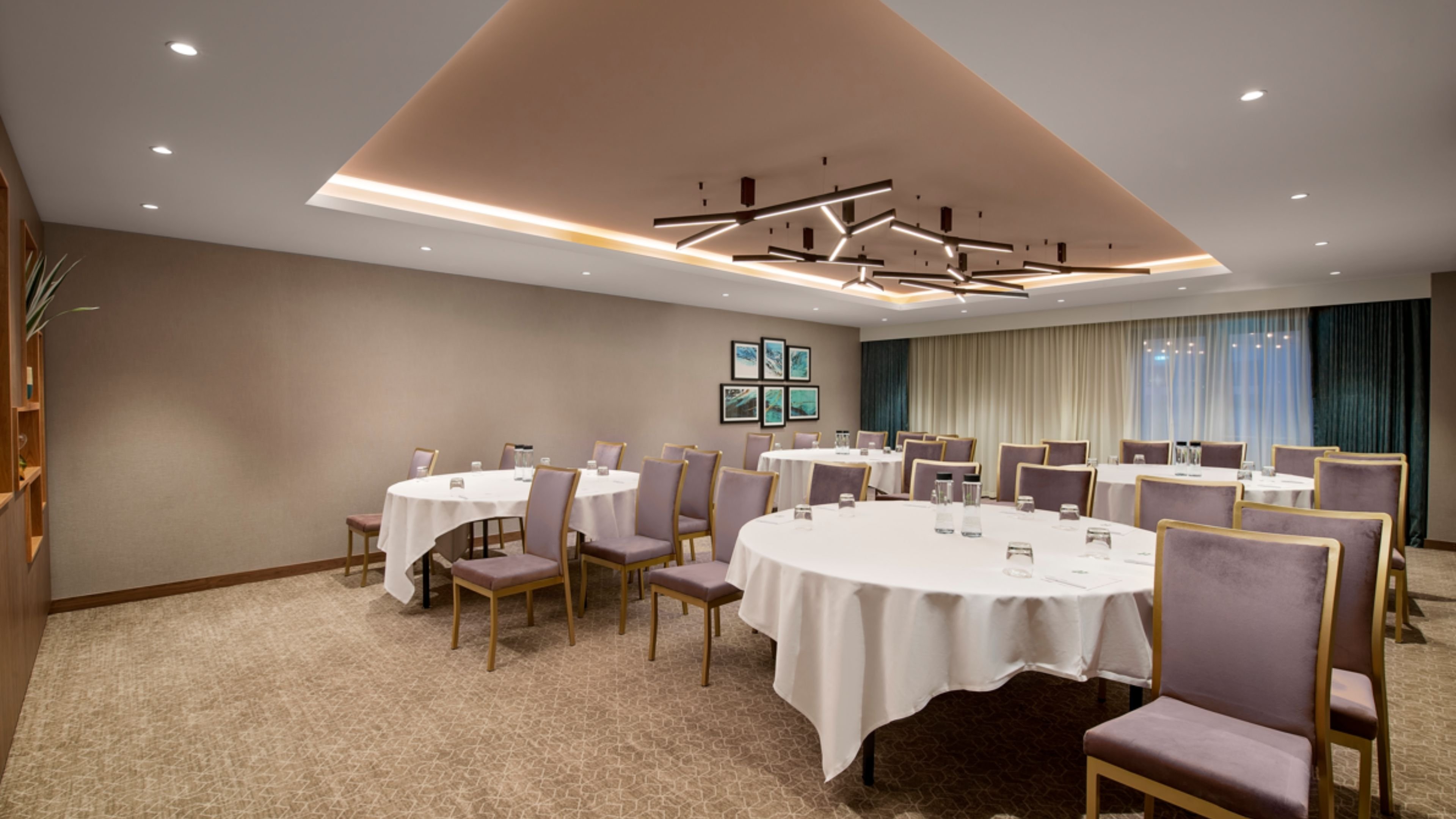 Holiday Inn London Gatwick Worth 36/50