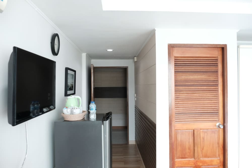 The Beach Front Resort Pattaya 42/87
