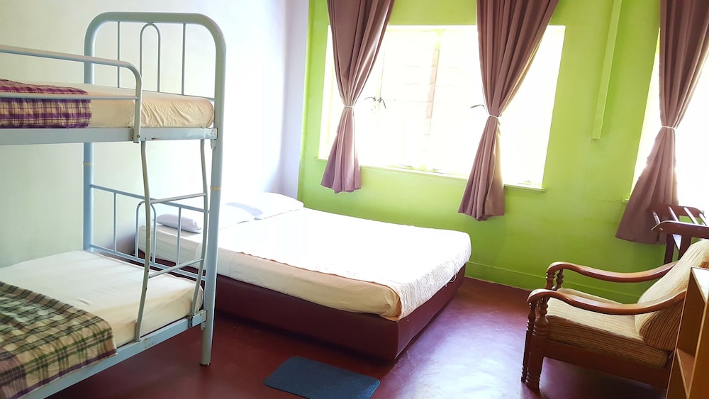 Jesselton Cabin 15/62