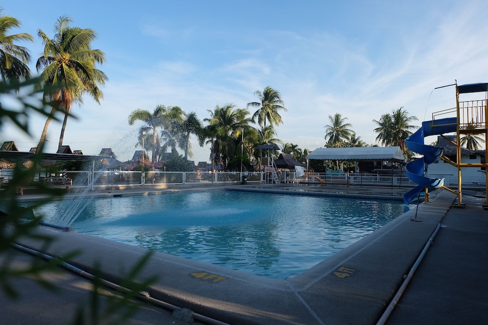 London Beach Resort And Hotel 12/24