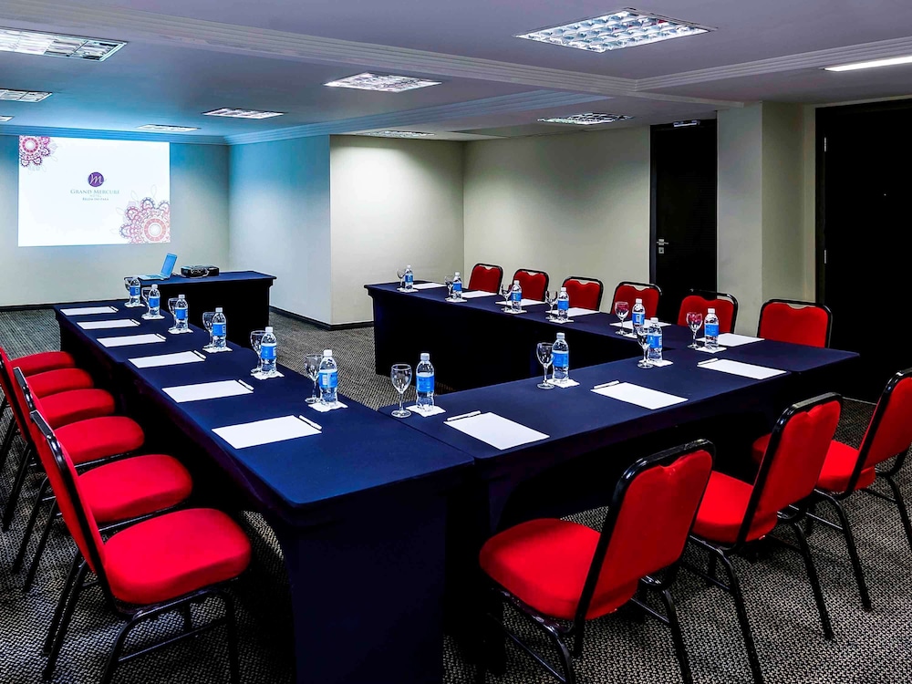 Grand Mercure Belem do Para 64/73
