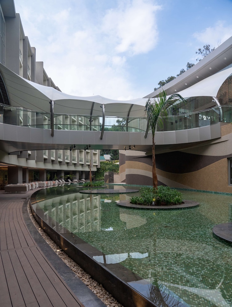 Radisson Blu Hotel Residence Nairobi Arboretum 7/66