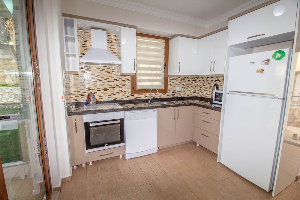 Zehra Villas 10/50